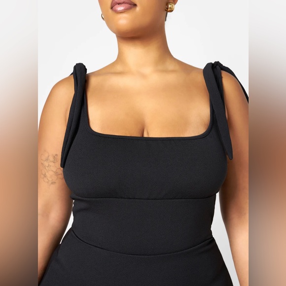 Black Maxi Mermaid Dress - Picture 5 of 5